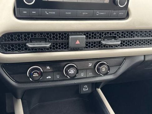 Certified 2023 Honda HR-V LX image 11