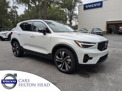 New 2026 Volvo XC40 B5 Ultra