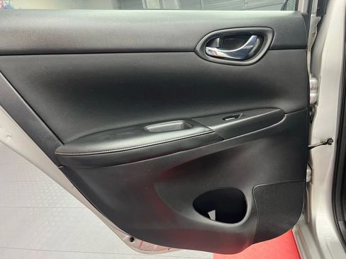 Used 2017 Nissan Sentra S image 21