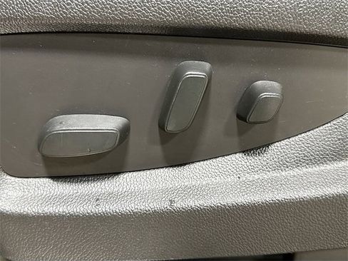 Used 2017 Chevrolet Silverado 1500 LT w/ All Star Edition image 18