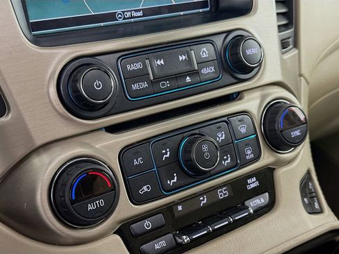 Used 2019 GMC Yukon XL Denali w/ Denali Ultimate Package image 16