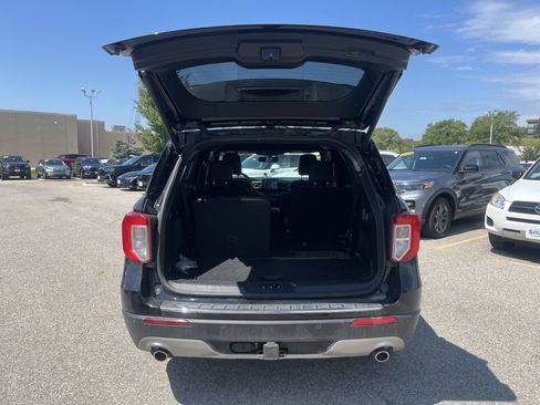 Used 2020 Ford Explorer Limited w/ Class III Trailer Tow Package AWD/4WD image 11