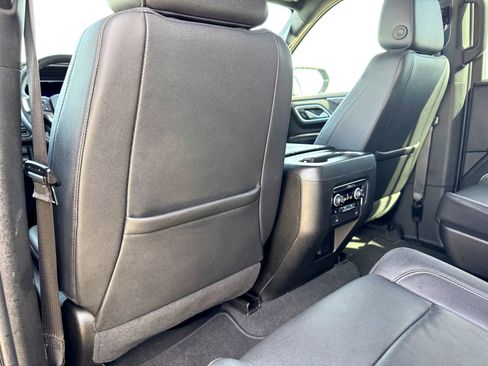 Used 2022 Chevrolet Tahoe Z71 w/ Luxury Package image 21