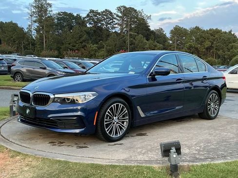 Used 2019 BMW 540i xDrive w/ Convenience Package AWD/4WD image 3