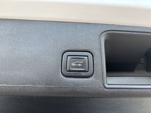 Used 2024 GMC Terrain AT4 w/ Infotainment Package II image 20