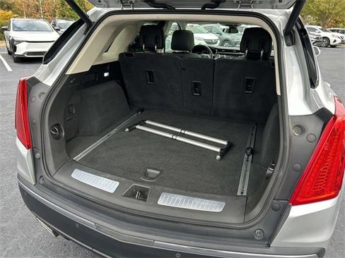 Used 2019 Cadillac XT5 Premium Luxury image 12