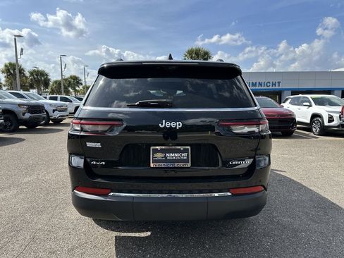 Used 2024 Jeep Grand Cherokee L Limited w/ Luxury Tech Group II image 15