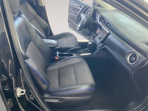 Used 2018 Toyota Corolla SE image 10
