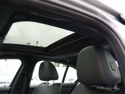 Used 2025 BMW 330i Sedan w/ M Sport Package RWD image 15