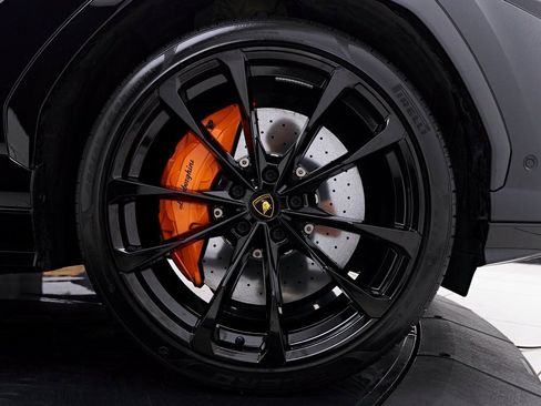 Used 2022 Lamborghini Urus image 27