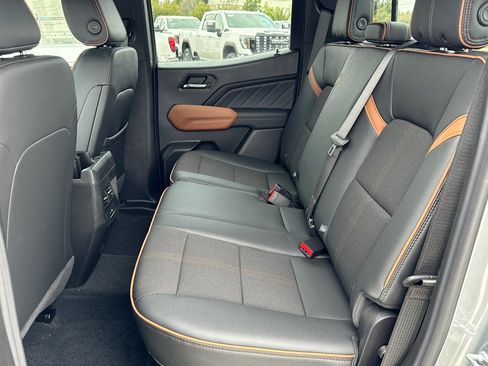 Used 2025 GMC Canyon AT4 AWD/4WD image 19