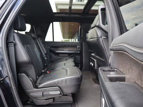 Used 2021 Ford Expedition Max Limited AWD/4WD image 19