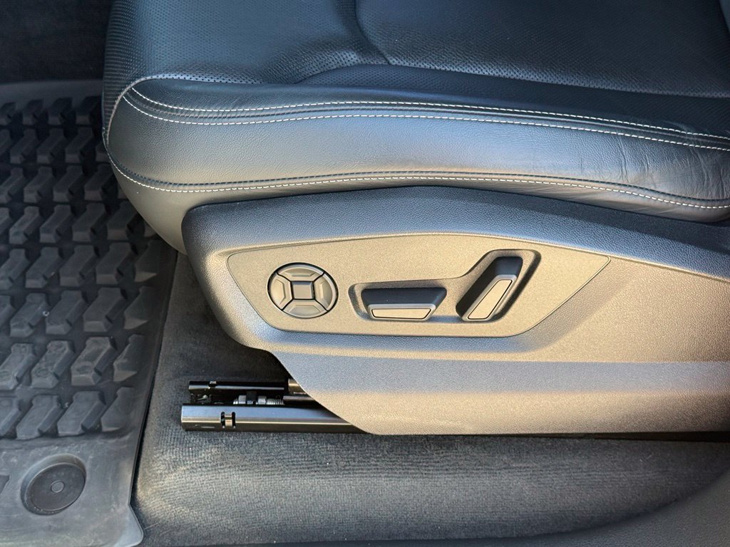 Used 2023 Audi Q8 Premium Plus AWD/4WD image 12