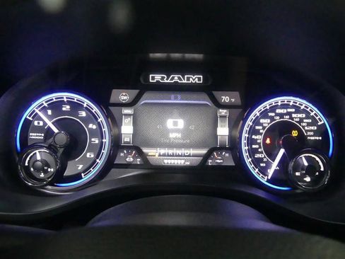 Used 2019 RAM 1500 Limited w/ Advanced Safety Group AWD/4WD image 33