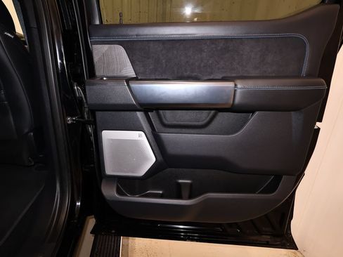 Certified 2025 Ford F350 Platinum AWD/4WD image 18