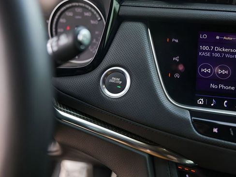Certified 2024 Cadillac XT5 Sportv w/ Technology Package AWD/4WD image 18