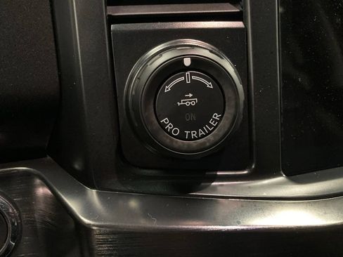 Used 2024 Ford F350 Lariat w/ Lariat Ultimate Package AWD/4WD image 34