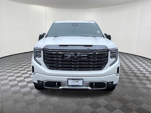 Used 2024 GMC Sierra 1500 Denali Ultimate image 2
