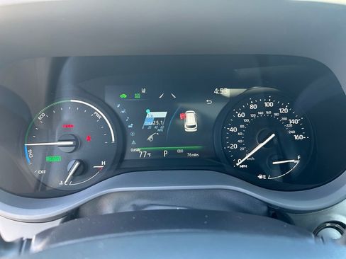 Used 2026 Toyota Sienna XLE AWD/4WD image 14