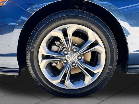 Used 2024 Honda Accord EX image 11