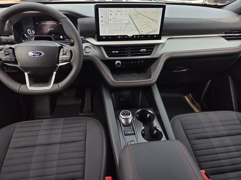 New 2026 Ford Explorer ST-Line w/ ST-Line Street Pack AWD/4WD image 5