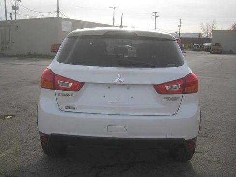 Used 2016 Mitsubishi Outlander Sport ES image 6
