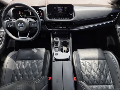 Used 2021 Nissan Rogue Platinum FWD image 20