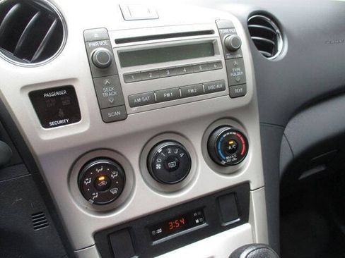 Used 2010 Toyota Matrix FWD image 20