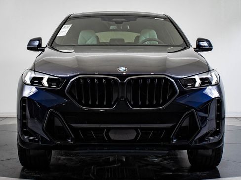 New 2026 BMW X6 xDrive40i image 2