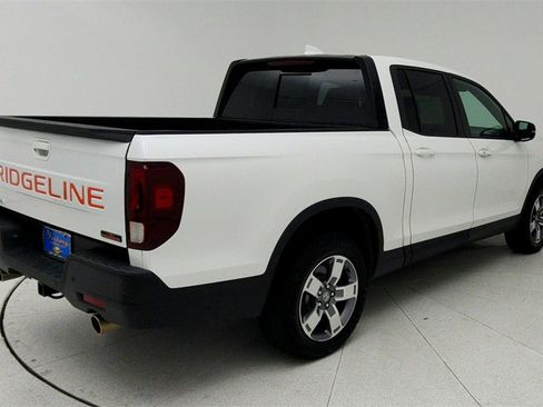 Used 2024 Honda Ridgeline TrailSport image 7
