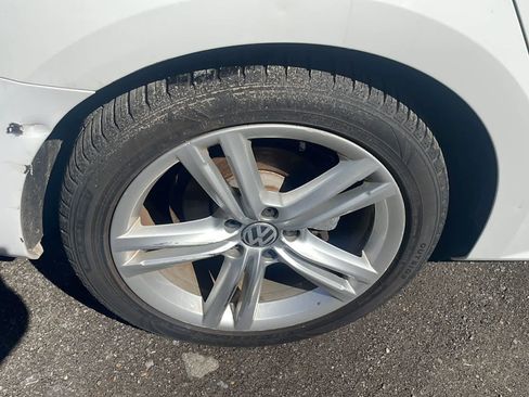 Used 2014 Volkswagen Passat 1.8T SE FWD image 22