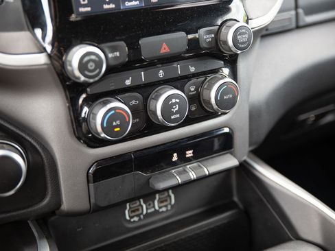 Used 2023 RAM 1500 Big Horn AWD/4WD image 16