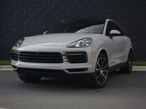 Certified 2021 Porsche Cayenne Coupe AWD/4WD image 1