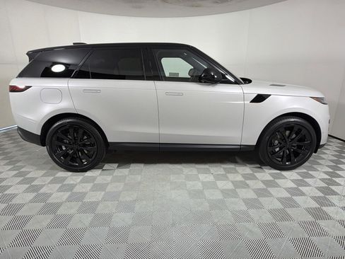 New 2026 Land Rover Range Rover Sport SE image 6