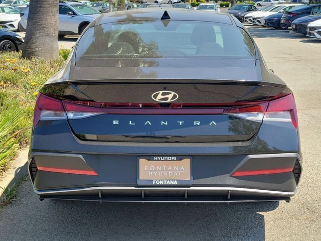 New 2026 Hyundai Elantra Sport FWD image 30