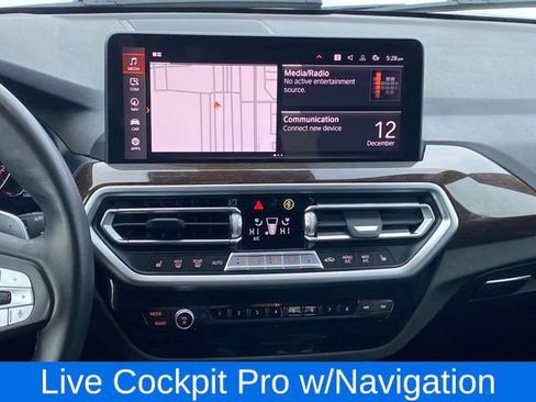 Used 2024 BMW X3 xDrive30i image 9