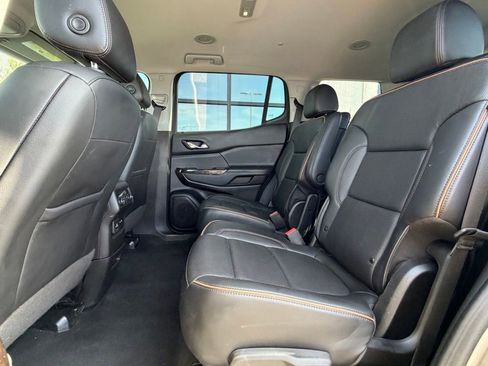 Used 2023 GMC Acadia AT4 AWD/4WD image 9
