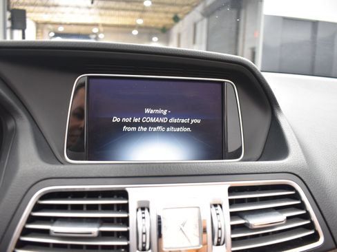 Used 2017 Mercedes-Benz E 400 Cabriolet w/ Premium 2 Package image 12