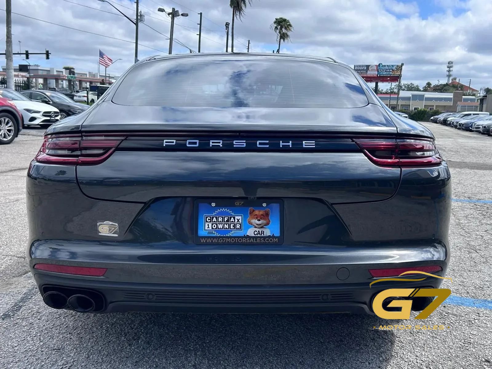 Used 2018 Porsche Panamera RWD image 6