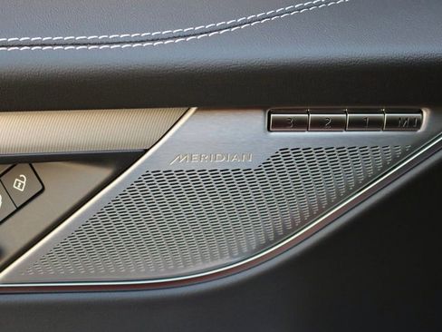 Used 2026 Jaguar F-PACE R-Dynamic S image 12