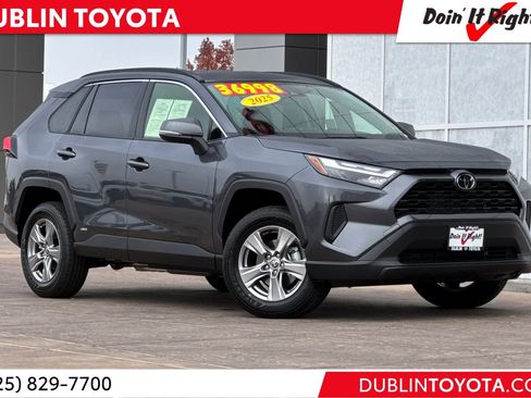 Certified 2025 Toyota RAV4 LE image 1