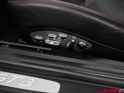 Used 2019 Porsche 911 GT3 image 48