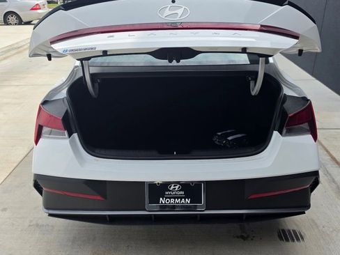 New 2026 Hyundai Elantra Sport image 15