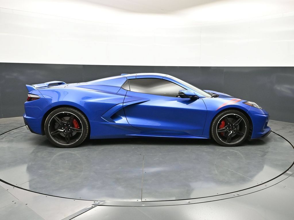 Used 2022 Chevrolet Corvette Stingray Premium Conv w/ Z51 Performance Package RWD image 29