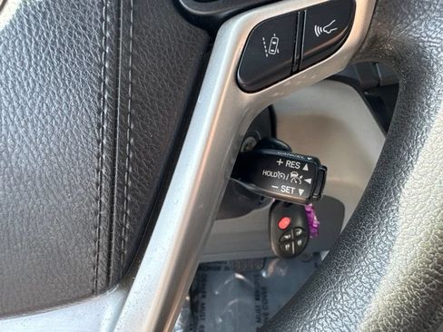 Used 2020 Toyota Sienna LE FWD image 47