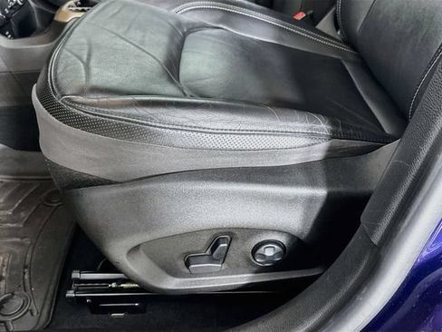 Used 2016 Jeep Renegade Limited AWD/4WD image 21