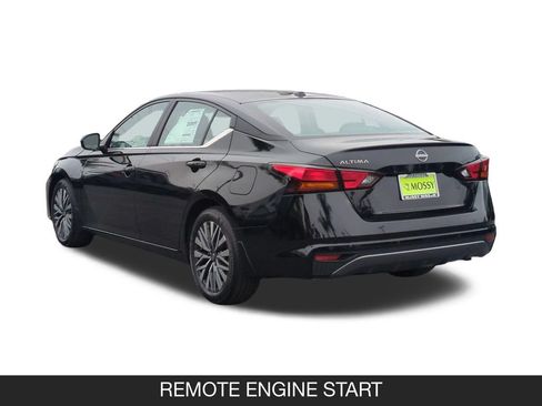 New 2026 Nissan Altima 2.5 SV FWD image 7