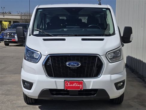 Used 2023 Ford Transit 350 XLT image 2