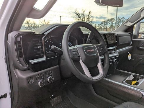 New 2026 GMC Sierra 2500 SLT w/ SLT Premium Package image 9
