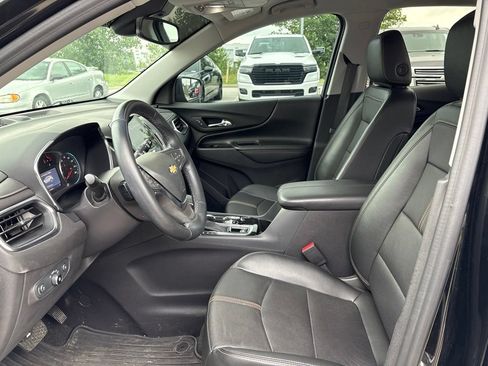 Used 2024 Chevrolet Equinox Premier FWD image 7